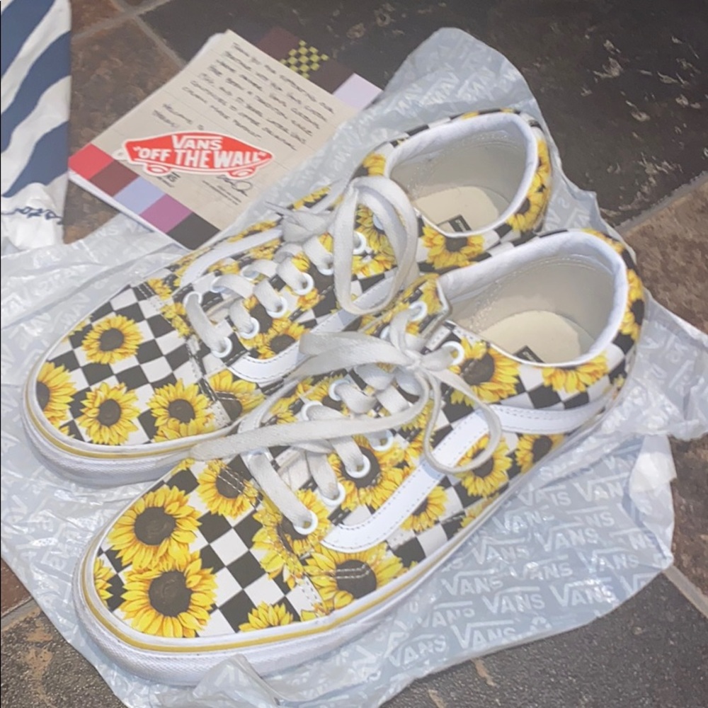 Customs Vans
